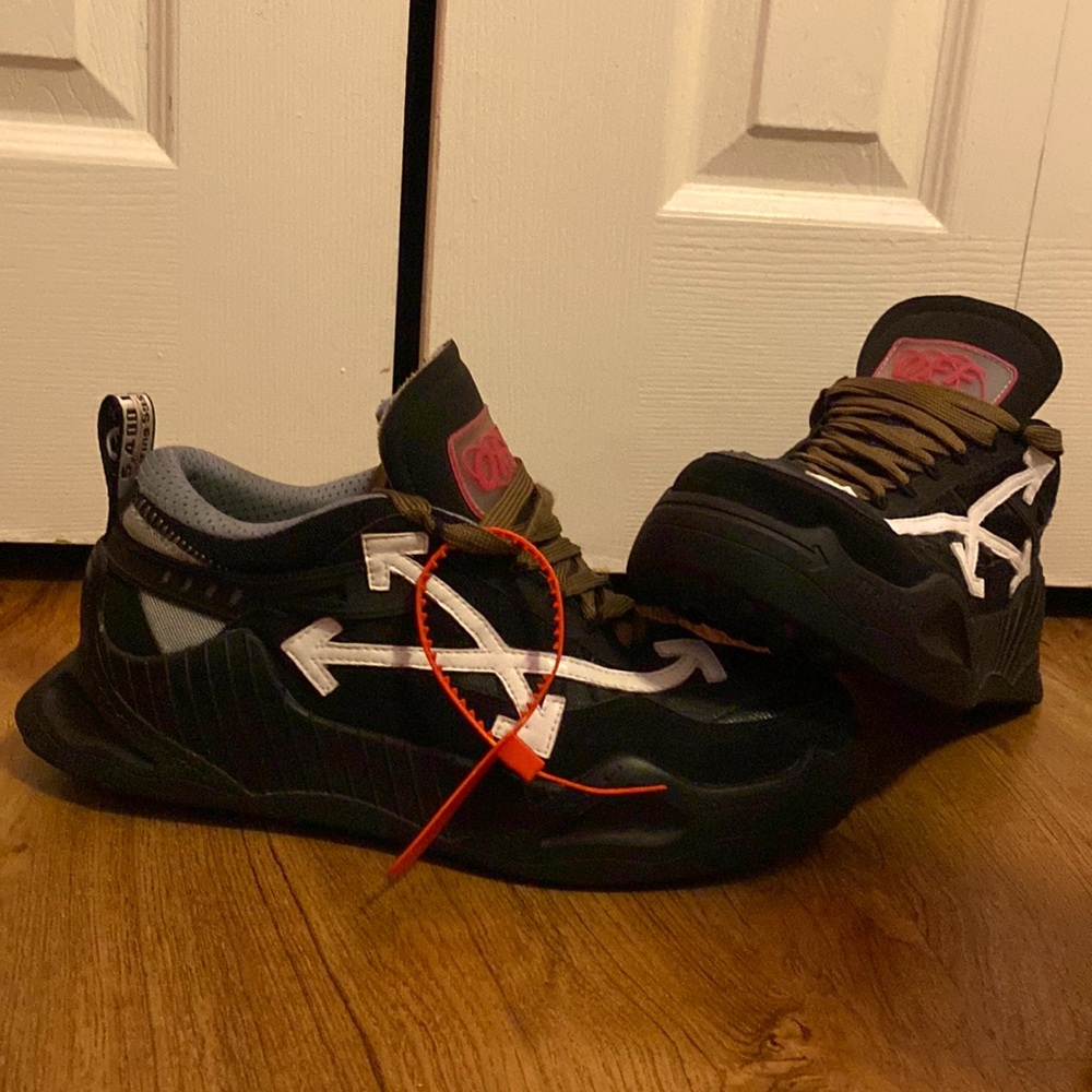 Off-White Odsy-1000